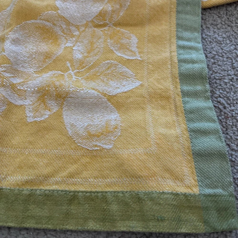 WILLIAMS SONOMA Jacquard Linen Runner Fruit Citrus Lemons Yellow Green 15x103